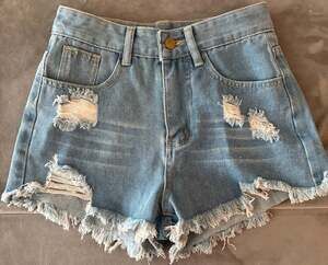 Light Wash Distressed Raw Hem Denim Shorts XS New
